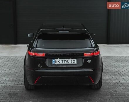 Черный Ленд Ровер Рендж Ровер Велар, объемом двигателя 2 л и пробегом 136 тыс. км за 53000 $, фото 5 на Automoto.ua