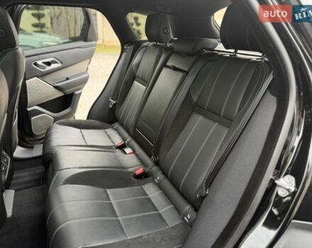 Черный Ленд Ровер Рендж Ровер Велар, объемом двигателя 2 л и пробегом 60 тыс. км за 39500 $, фото 58 на Automoto.ua