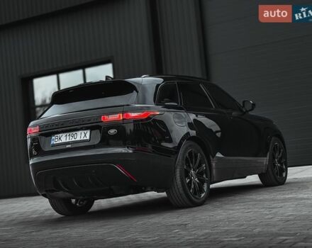 Черный Ленд Ровер Рендж Ровер Велар, объемом двигателя 2 л и пробегом 136 тыс. км за 53000 $, фото 3 на Automoto.ua