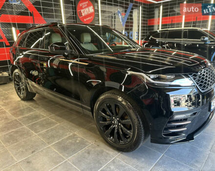 Черный Ленд Ровер Рендж Ровер Велар, объемом двигателя 2 л и пробегом 99 тыс. км за 36999 $, фото 4 на Automoto.ua