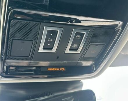 Чорний Ленд Ровер Рендж Ровер Велар, об'ємом двигуна 3 л та пробігом 76 тис. км за 33500 $, фото 16 на Automoto.ua