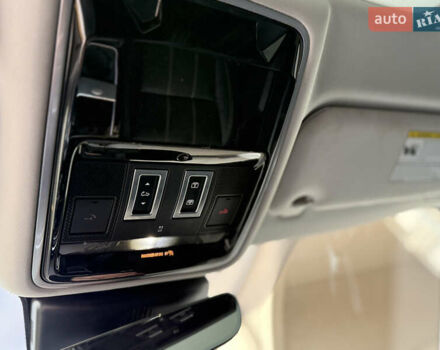 Черный Ленд Ровер Рендж Ровер Велар, объемом двигателя 2 л и пробегом 90 тыс. км за 39999 $, фото 77 на Automoto.ua