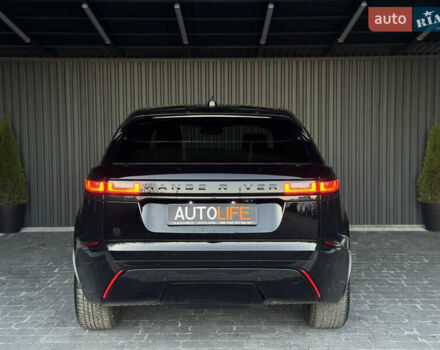 Черный Ленд Ровер Рендж Ровер Велар, объемом двигателя 2 л и пробегом 112 тыс. км за 39999 $, фото 5 на Automoto.ua