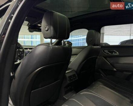 Чорний Ленд Ровер Рендж Ровер Велар, об'ємом двигуна 2.99 л та пробігом 74 тис. км за 49000 $, фото 24 на Automoto.ua