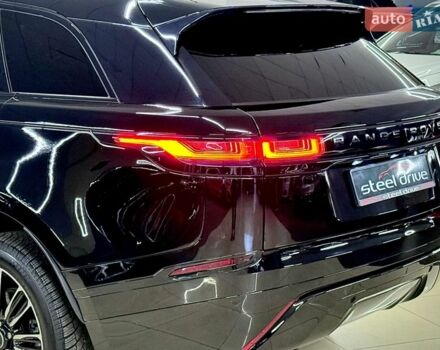 Черный Ленд Ровер Рендж Ровер Велар, объемом двигателя 2 л и пробегом 58 тыс. км за 37999 $, фото 16 на Automoto.ua