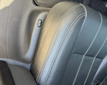 Чорний Ленд Ровер Рендж Ровер Велар, об'ємом двигуна 3 л та пробігом 175 тис. км за 29800 $, фото 19 на Automoto.ua