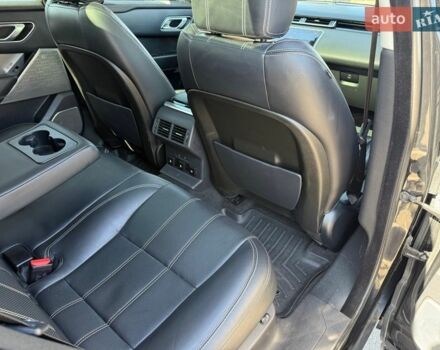 Чорний Ленд Ровер Рендж Ровер Велар, об'ємом двигуна 3 л та пробігом 175 тис. км за 29800 $, фото 25 на Automoto.ua