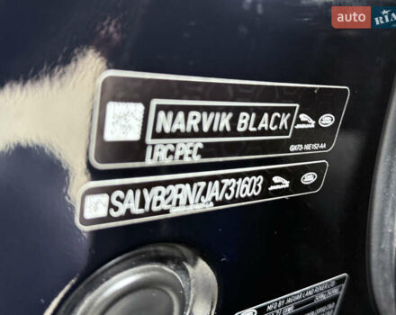 Черный Ленд Ровер Рендж Ровер Велар, объемом двигателя 2 л и пробегом 90 тыс. км за 39999 $, фото 96 на Automoto.ua