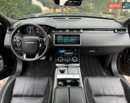 Черный Ленд Ровер Рендж Ровер Велар, объемом двигателя 2 л и пробегом 60 тыс. км за 39500 $, фото 60 на Automoto.ua