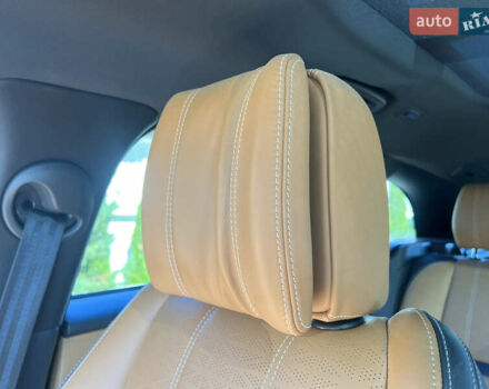 Чорний Ленд Ровер Рендж Ровер Велар, об'ємом двигуна 2 л та пробігом 62 тис. км за 39000 $, фото 15 на Automoto.ua