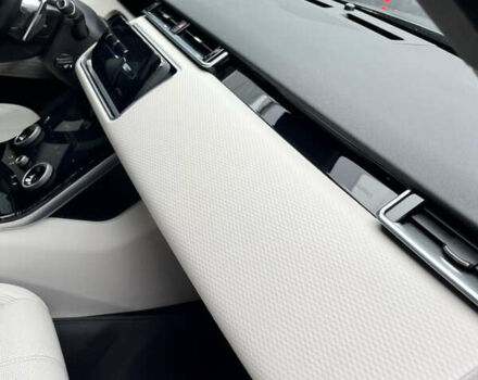 Чорний Ленд Ровер Рендж Ровер Велар, об'ємом двигуна 2 л та пробігом 91 тис. км за 39500 $, фото 31 на Automoto.ua