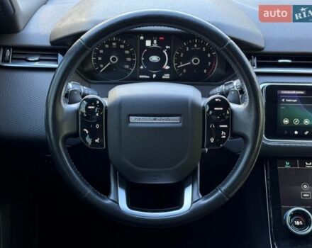 Черный Ленд Ровер Рендж Ровер Велар, объемом двигателя 2 л и пробегом 90 тыс. км за 35500 $, фото 4 на Automoto.ua