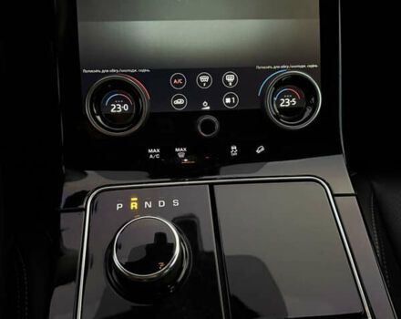 Черный Ленд Ровер Рендж Ровер Велар, объемом двигателя 3 л и пробегом 70 тыс. км за 45000 $, фото 33 на Automoto.ua