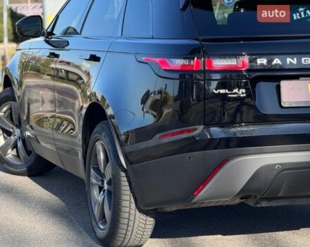 Черный Ленд Ровер Рендж Ровер Велар, объемом двигателя 2 л и пробегом 90 тыс. км за 35500 $, фото 19 на Automoto.ua