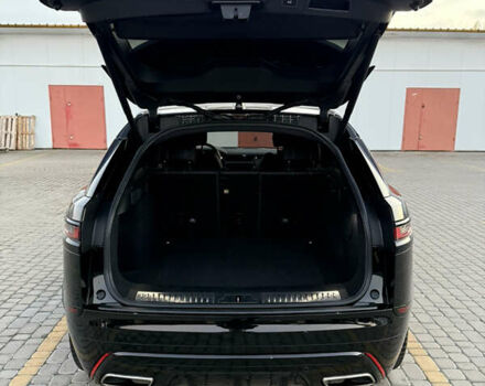 Черный Ленд Ровер Рендж Ровер Велар, объемом двигателя 3 л и пробегом 70 тыс. км за 45000 $, фото 25 на Automoto.ua