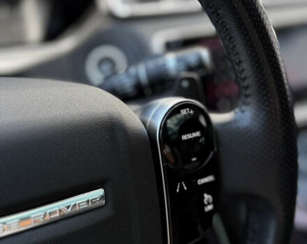 Чорний Ленд Ровер Рендж Ровер Велар, об'ємом двигуна 2 л та пробігом 82 тис. км за 35400 $, фото 15 на Automoto.ua