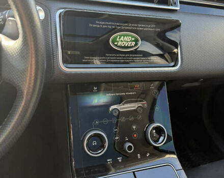 Черный Ленд Ровер Рендж Ровер Велар, объемом двигателя 2 л и пробегом 129 тыс. км за 34000 $, фото 7 на Automoto.ua
