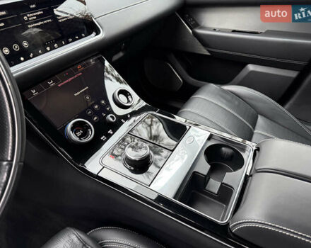 Черный Ленд Ровер Рендж Ровер Велар, объемом двигателя 2.99 л и пробегом 129 тыс. км за 44900 $, фото 94 на Automoto.ua