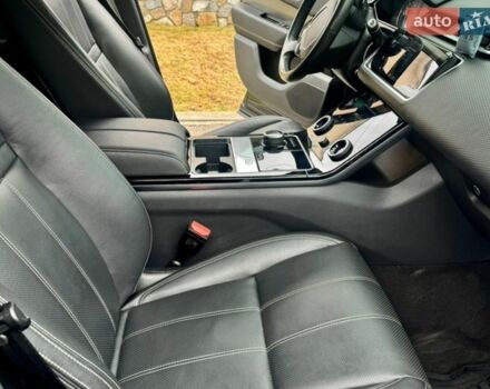 Черный Ленд Ровер Рендж Ровер Велар, объемом двигателя 3 л и пробегом 110 тыс. км за 36000 $, фото 13 на Automoto.ua