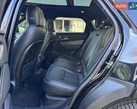 Черный Ленд Ровер Рендж Ровер Велар, объемом двигателя 2 л и пробегом 90 тыс. км за 35500 $, фото 32 на Automoto.ua