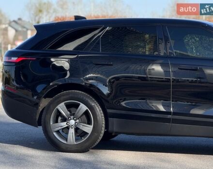 Черный Ленд Ровер Рендж Ровер Велар, объемом двигателя 2 л и пробегом 90 тыс. км за 35500 $, фото 10 на Automoto.ua
