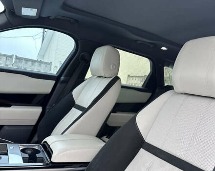 Черный Ленд Ровер Рендж Ровер Велар, объемом двигателя 2 л и пробегом 87 тыс. км за 38500 $, фото 17 на Automoto.ua