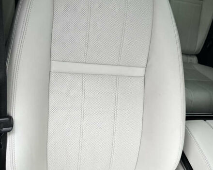 Чорний Ленд Ровер Рендж Ровер Велар, об'ємом двигуна 2 л та пробігом 91 тис. км за 39500 $, фото 30 на Automoto.ua