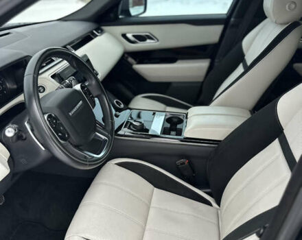 Черный Ленд Ровер Рендж Ровер Велар, объемом двигателя 2 л и пробегом 87 тыс. км за 38500 $, фото 16 на Automoto.ua