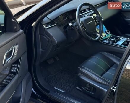 Черный Ленд Ровер Рендж Ровер Велар, объемом двигателя 2 л и пробегом 90 тыс. км за 35500 $, фото 30 на Automoto.ua