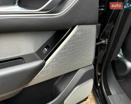 Черный Ленд Ровер Рендж Ровер Велар, объемом двигателя 2.99 л и пробегом 129 тыс. км за 44900 $, фото 98 на Automoto.ua