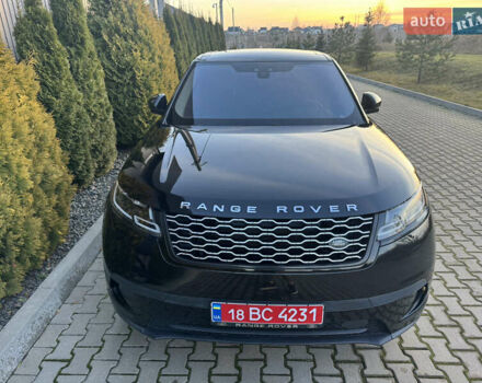 Черный Ленд Ровер Рендж Ровер Велар, объемом двигателя 2 л и пробегом 221 тыс. км за 29500 $, фото 10 на Automoto.ua