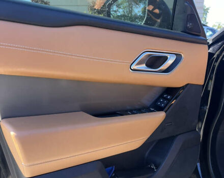 Чорний Ленд Ровер Рендж Ровер Велар, об'ємом двигуна 2 л та пробігом 62 тис. км за 39000 $, фото 26 на Automoto.ua