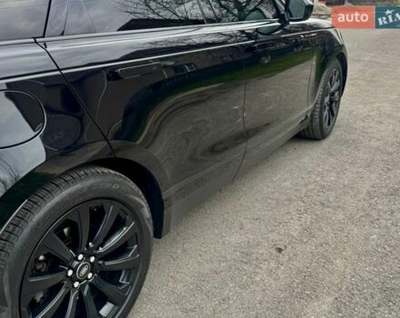Черный Ленд Ровер Рендж Ровер Велар, объемом двигателя 3 л и пробегом 110 тыс. км за 36000 $, фото 5 на Automoto.ua
