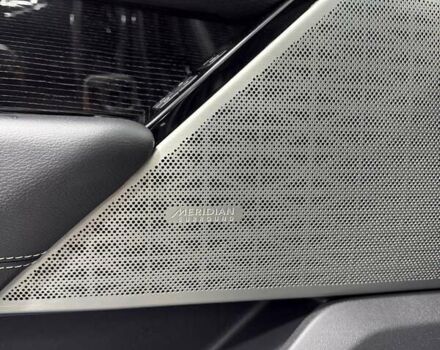 Чорний Ленд Ровер Рендж Ровер Велар, об'ємом двигуна 2 л та пробігом 93 тис. км за 39700 $, фото 30 на Automoto.ua