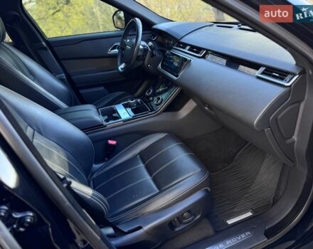 Черный Ленд Ровер Рендж Ровер Велар, объемом двигателя 2 л и пробегом 90 тыс. км за 35500 $, фото 37 на Automoto.ua