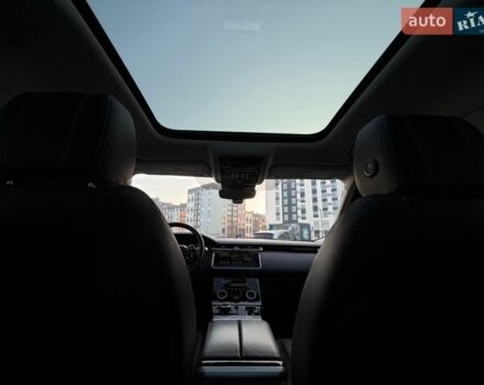 Черный Ленд Ровер Рендж Ровер Велар, объемом двигателя 2 л и пробегом 224 тыс. км за 29000 $, фото 13 на Automoto.ua