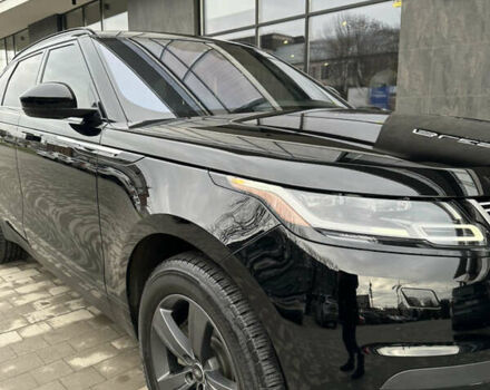 Черный Ленд Ровер Рендж Ровер Велар, объемом двигателя 2 л и пробегом 191 тыс. км за 28800 $, фото 6 на Automoto.ua