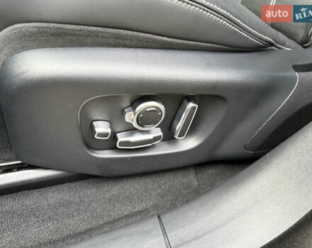 Черный Ленд Ровер Рендж Ровер Велар, объемом двигателя 2.99 л и пробегом 129 тыс. км за 44900 $, фото 73 на Automoto.ua