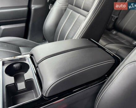 Черный Ленд Ровер Рендж Ровер Велар, объемом двигателя 2.99 л и пробегом 129 тыс. км за 44900 $, фото 93 на Automoto.ua