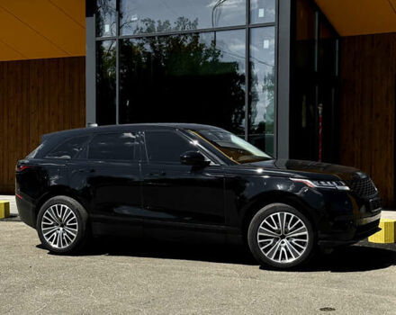 Чорний Ленд Ровер Рендж Ровер Велар, об'ємом двигуна 2 л та пробігом 82 тис. км за 35400 $, фото 9 на Automoto.ua