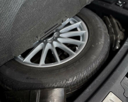 Чорний Ленд Ровер Рендж Ровер Велар, об'ємом двигуна 2 л та пробігом 82 тис. км за 35400 $, фото 21 на Automoto.ua