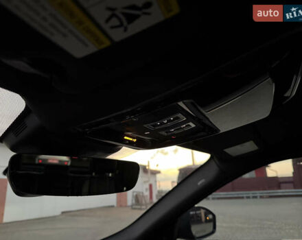 Черный Ленд Ровер Рендж Ровер Велар, объемом двигателя 3 л и пробегом 70 тыс. км за 45000 $, фото 37 на Automoto.ua