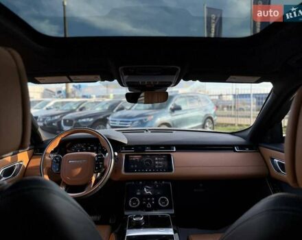 Ленд Ровер Рендж Ровер Велар 2019 в Киеве на Automoto.ua Черный Ленд Ровер Рендж Ровер Велар, объемом двигателя 3 л и пробегом 127 тыс. км за 43500 $, фото 7 на Automoto.ua