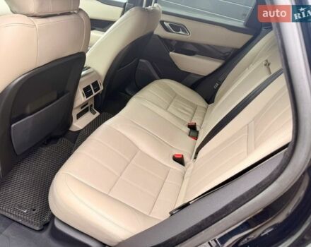 Черный Ленд Ровер Рендж Ровер Велар, объемом двигателя 2.99 л и пробегом 185 тыс. км за 41900 $, фото 11 на Automoto.ua