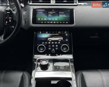 Черный Ленд Ровер Рендж Ровер Велар, объемом двигателя 2 л и пробегом 90 тыс. км за 36900 $, фото 29 на Automoto.ua