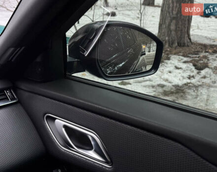 Черный Ленд Ровер Рендж Ровер Велар, объемом двигателя 2 л и пробегом 90 тыс. км за 36900 $, фото 32 на Automoto.ua