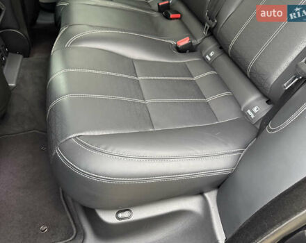 Черный Ленд Ровер Рендж Ровер Велар, объемом двигателя 2.99 л и пробегом 129 тыс. км за 44900 $, фото 101 на Automoto.ua