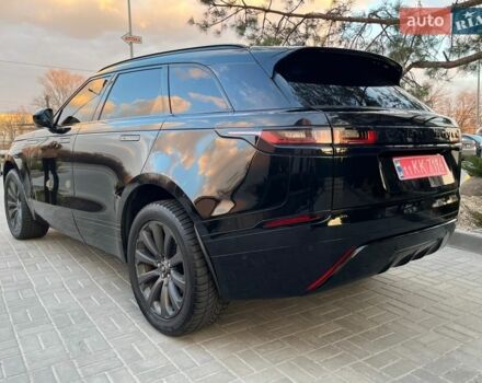 Черный Ленд Ровер Рендж Ровер Велар, объемом двигателя 2 л и пробегом 92 тыс. км за 36500 $, фото 6 на Automoto.ua