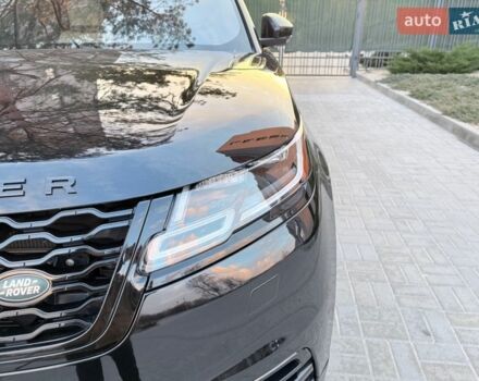 Черный Ленд Ровер Рендж Ровер Велар, объемом двигателя 2 л и пробегом 92 тыс. км за 36500 $, фото 12 на Automoto.ua