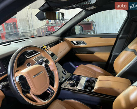 Чорний Ленд Ровер Рендж Ровер Велар, об'ємом двигуна 2 л та пробігом 62 тис. км за 39000 $, фото 9 на Automoto.ua
